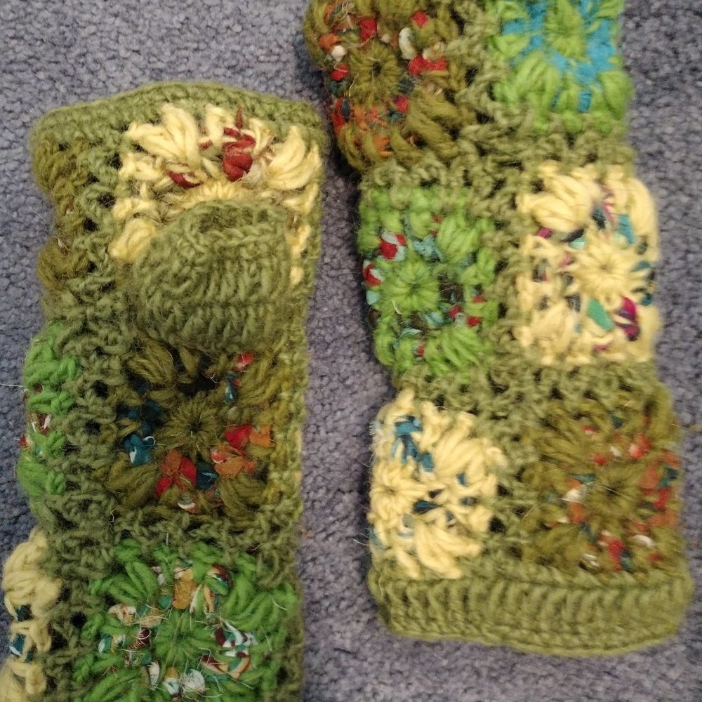 Peruvian gloves - Picture 2 of 2